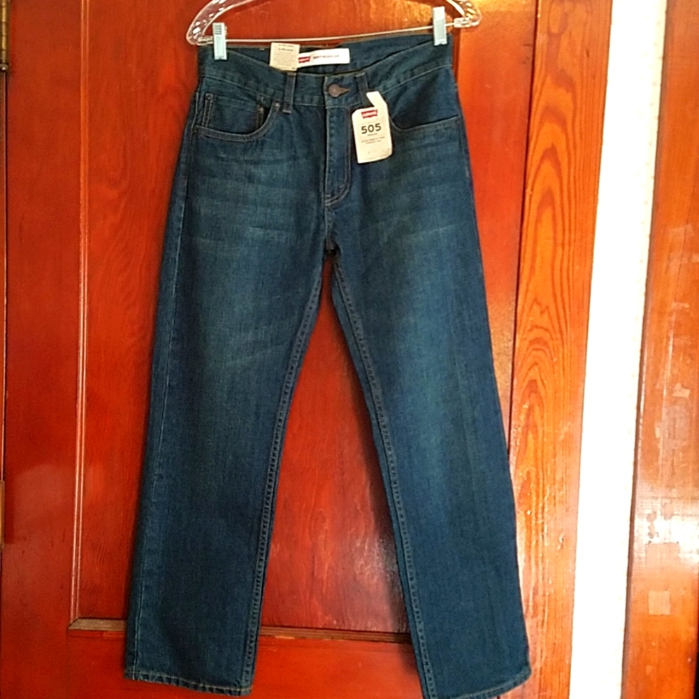 🆕️ Levi's 505 Regular Size: 16Reg W28xL28